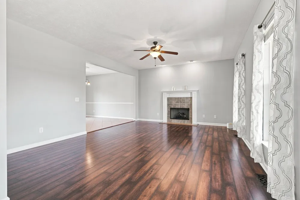 102 Bartlett Ln Hendersonville, TN 37075