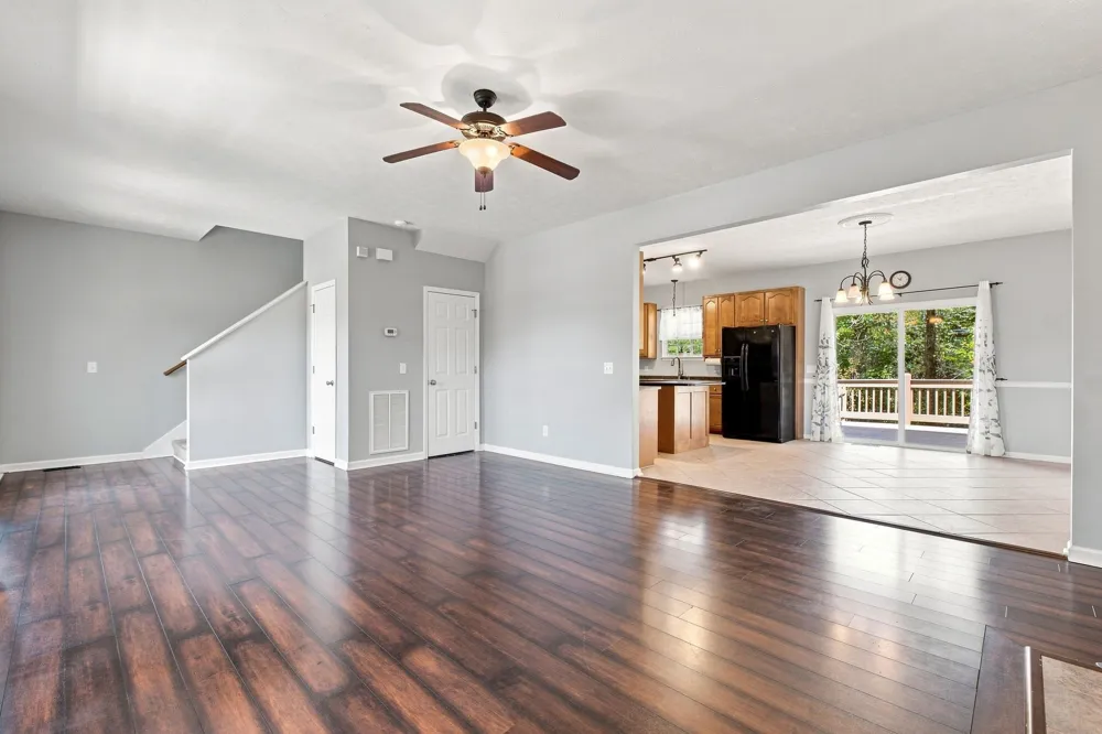102 Bartlett Ln Hendersonville, TN 37075