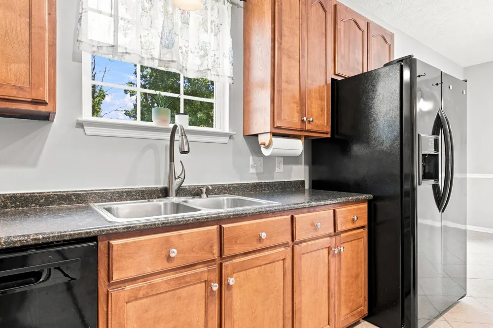 102 Bartlett Ln Hendersonville, TN 37075