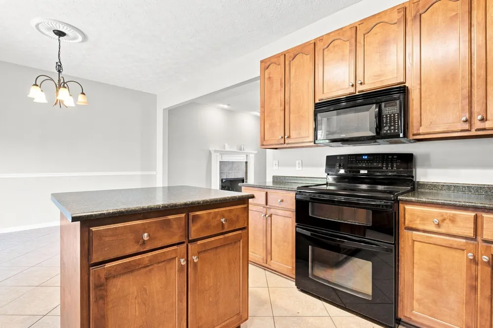 102 Bartlett Ln Hendersonville, TN 37075