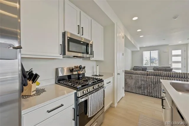 21143 E 67th Avenue Aurora, CO 80019