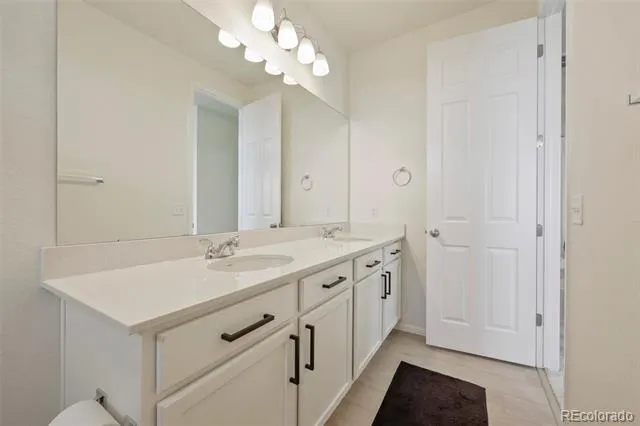 21143 E 67th Avenue Aurora, CO 80019