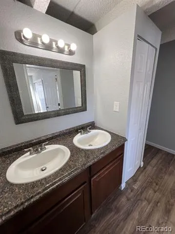 1180 Yosemite Street #307 Denver, CO 80220