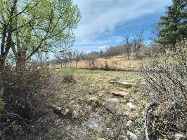 5820 Reef Place Colorado City, CO 81019