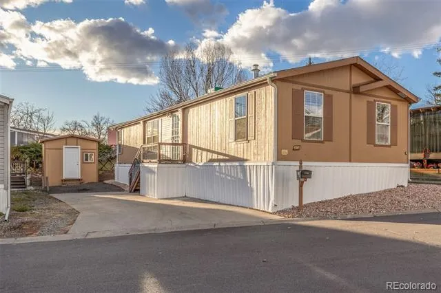 1801 W 92nd Avenue Denver, CO 80260