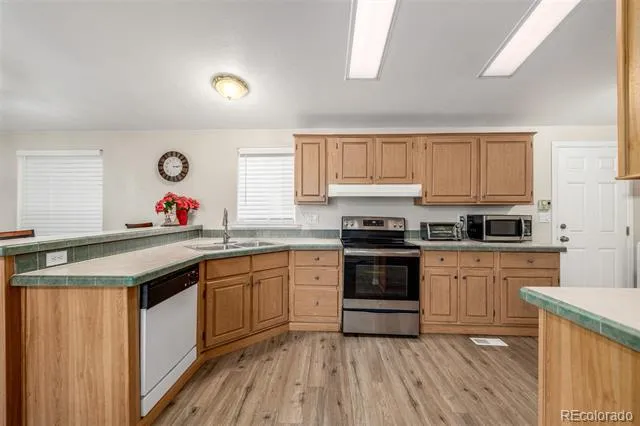 1801 W 92nd Avenue Denver, CO 80260
