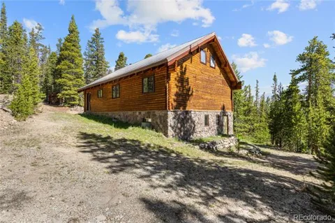 424 Dry Gulch Road