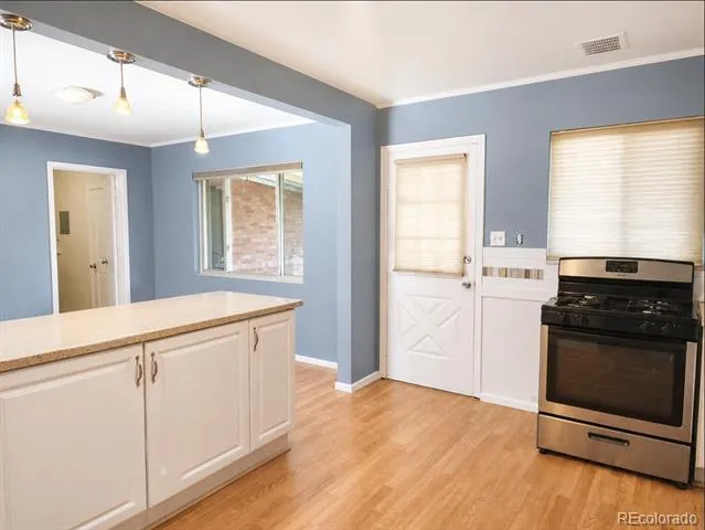 700 Toledo Street Aurora, CO 80011