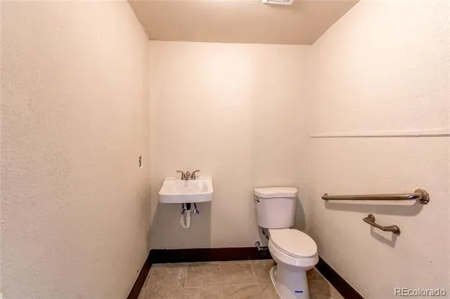 618 1st Avenue Deer Trail, CO 80105