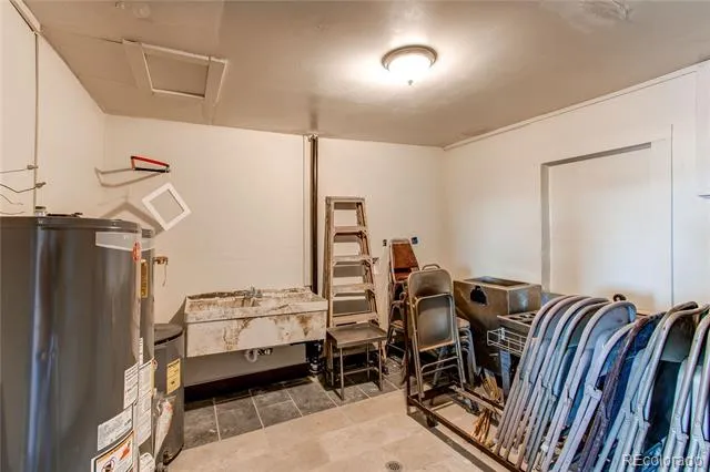 618 1st Avenue Deer Trail, CO 80105