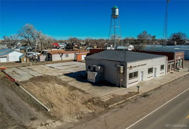 618 1st Avenue Deer Trail, CO 80105