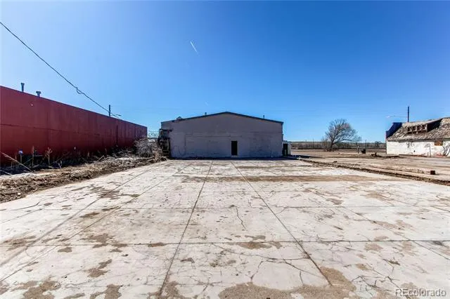 618 1st Avenue Deer Trail, CO 80105
