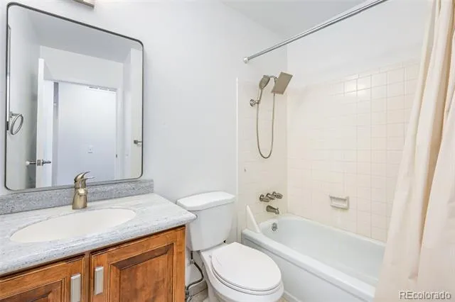14975 E Radcliff Drive Aurora, CO 80015