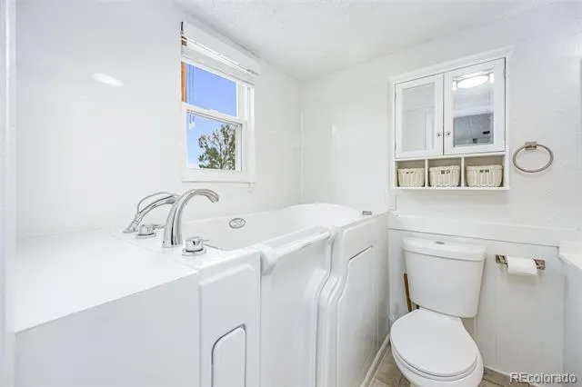 14975 E Radcliff Drive Aurora, CO 80015