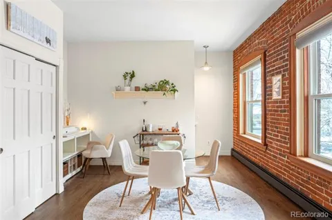 3249 W Fairview Place #111