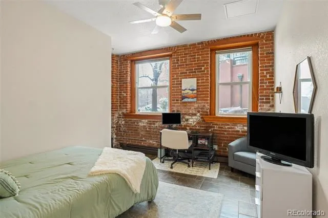 3249 W Fairview Place #111 Denver, CO 80211