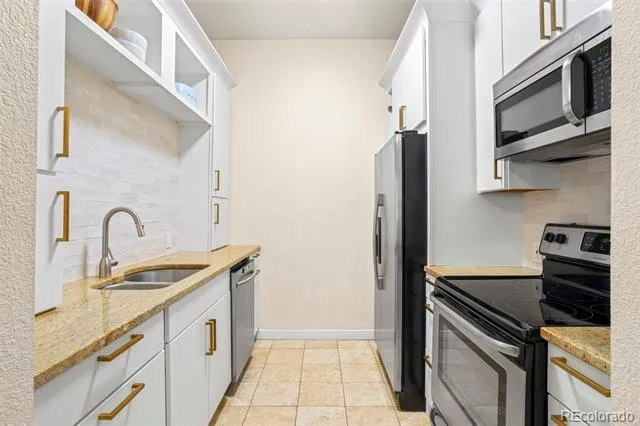 3249 W Fairview Place #111 Denver, CO 80211