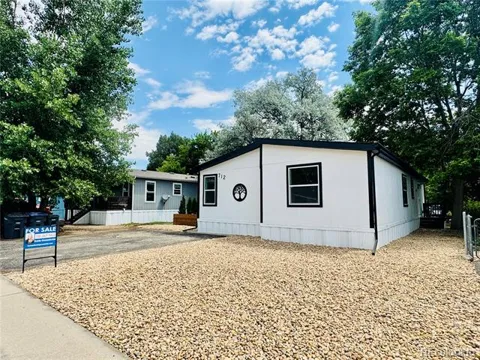 712 Oriole Drive