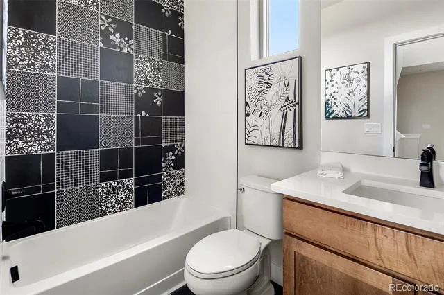 888 S Valentia Street #101 Denver, CO 80247