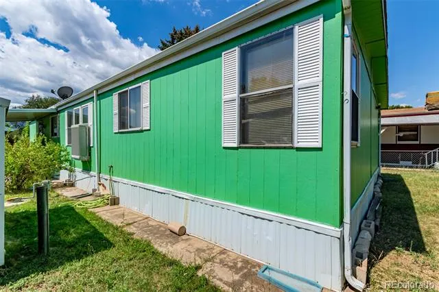 2840 S Circle Drive Colorado Springs, CO 80906
