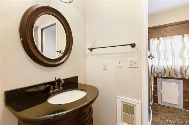 1874 Vagabond Creek Drive Lake George, CO 80827