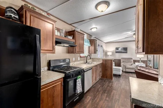 1801 W 92nd Avenue Denver, CO 80260