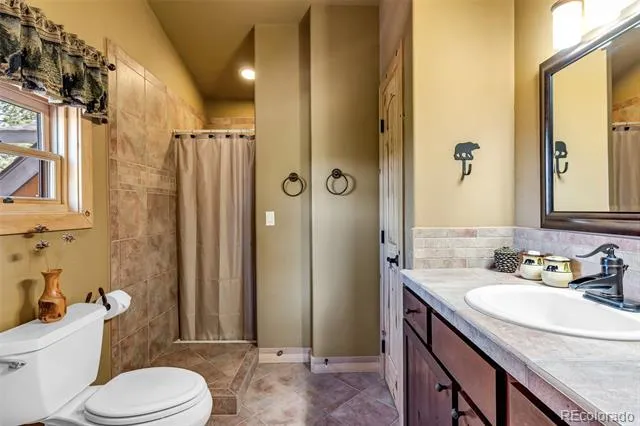 400 Ridge Road Westcliffe, CO 81252