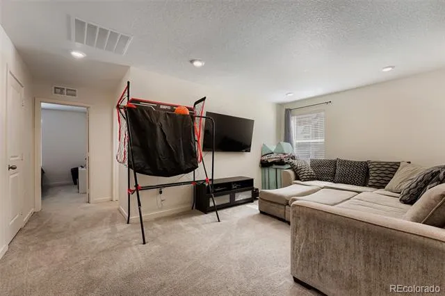 46557 Sunrise Court Bennett, CO 80102