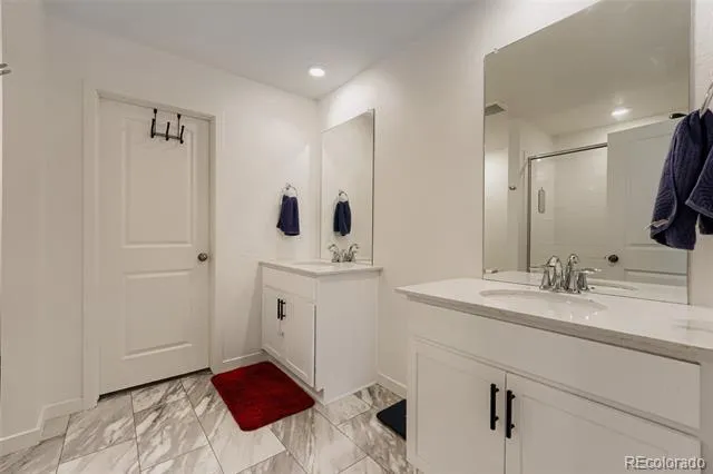 46557 Sunrise Court Bennett, CO 80102