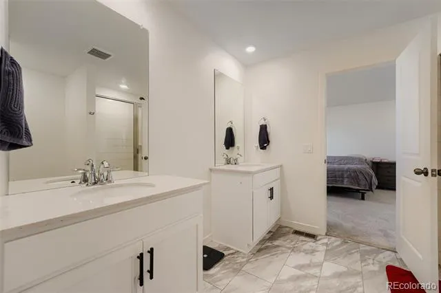 46557 Sunrise Court Bennett, CO 80102