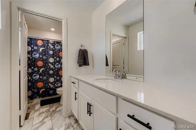 46557 Sunrise Court Bennett, CO 80102