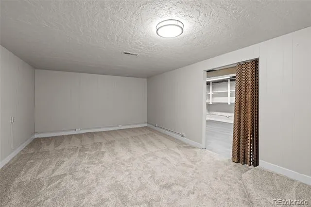 442 Titan Court Aurora, CO 80011