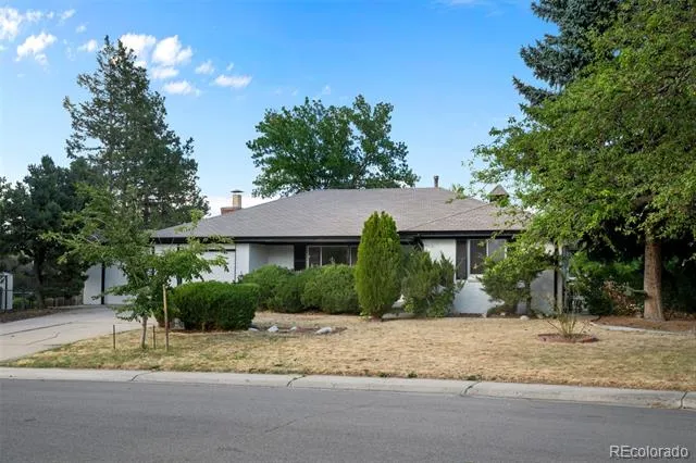 442 Titan Court Aurora, CO 80011