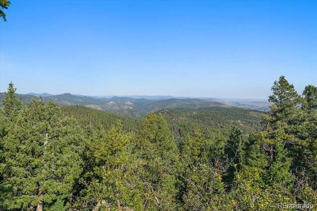 000 Flat Top Trail Littleton, CO 80127
