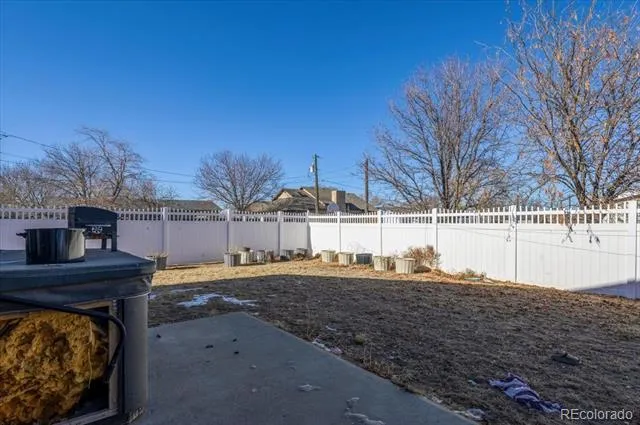 2 Meadow Lane Swink, CO 81077