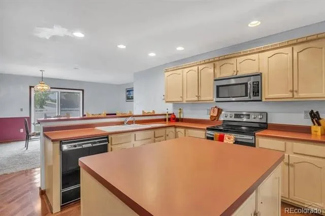2 Meadow Lane Swink, CO 81077