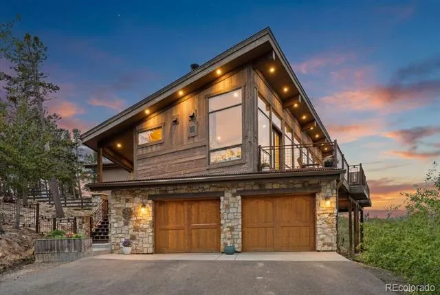 843 Indian Peak Road Golden, CO 80403