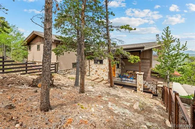 843 Indian Peak Road Golden, CO 80403