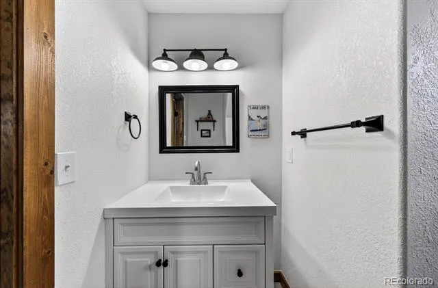 95 Antelope Lane Westcliffe, CO 81252