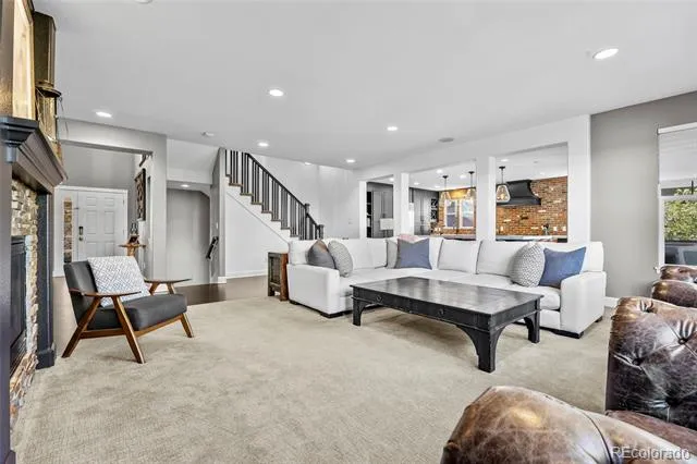 7963 S Valleyhead Way Aurora, CO 80016