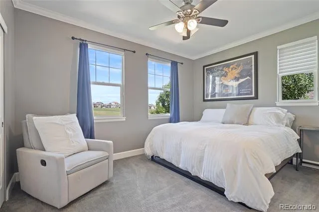 7963 S Valleyhead Way Aurora, CO 80016