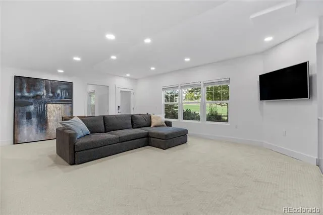 7963 S Valleyhead Way Aurora, CO 80016