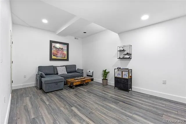 7963 S Valleyhead Way Aurora, CO 80016