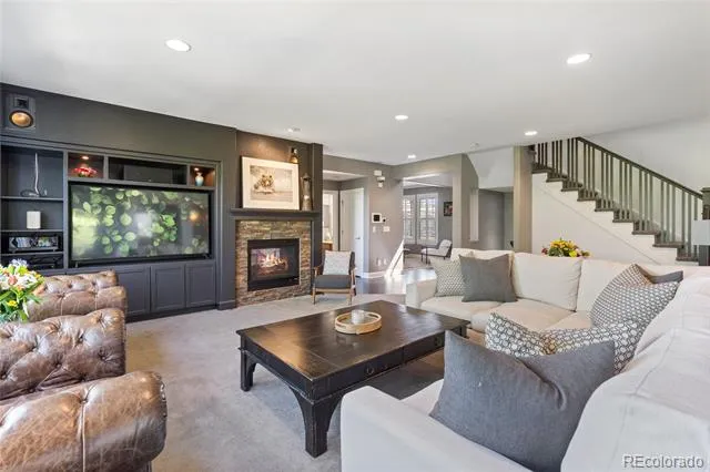 7963 S Valleyhead Way Aurora, CO 80016