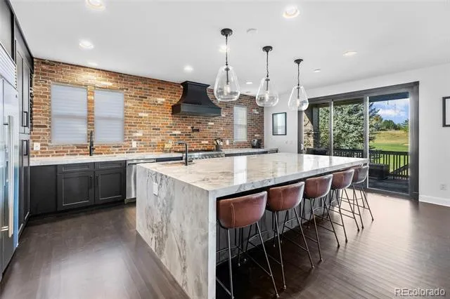 7963 S Valleyhead Way Aurora, CO 80016