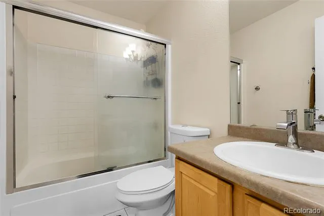 337 Ivory Circle Aurora, CO 80011
