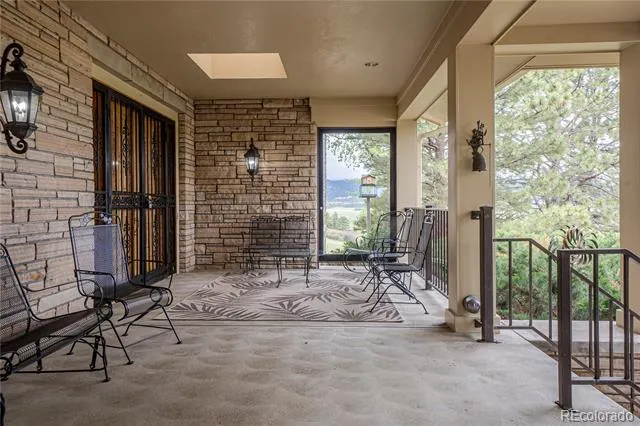 3282 Tomah Road Larkspur, CO 80118