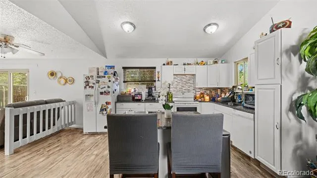 3433 Hunterwood Drive Colorado Springs, CO 80916