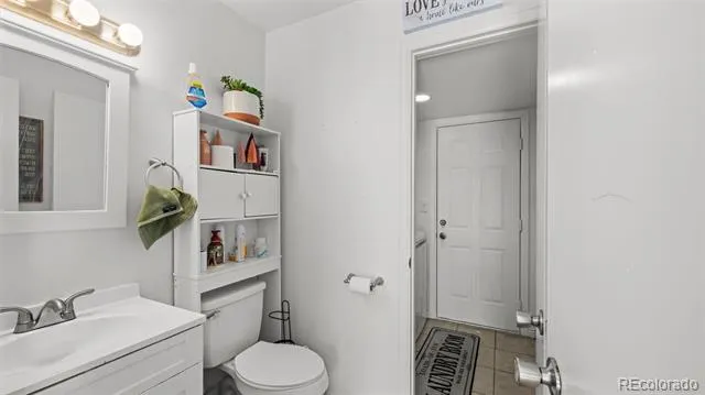 3433 Hunterwood Drive Colorado Springs, CO 80916