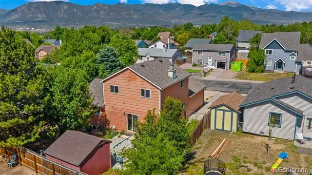 3433 Hunterwood Drive Colorado Springs, CO 80916